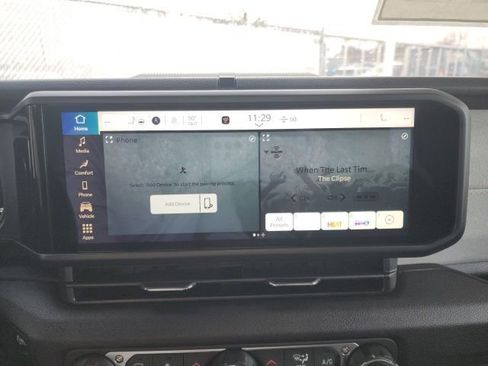 New 2026 Jeep Gladiator Sport AWD/4WD image 2