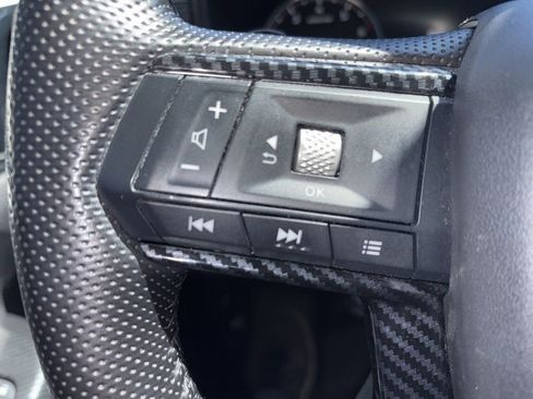 Used 2022 Mitsubishi Outlander SE image 22