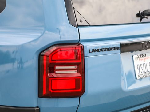 Certified 2025 Toyota Land Cruiser w/ Premium Package AWD/4WD image 10