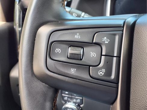 Used 2024 GMC Sierra 2500 AT4 w/ AT4 Premium Plus Package AWD/4WD image 16