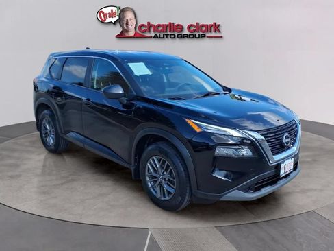 Used 2023 Nissan Rogue S FWD image 7
