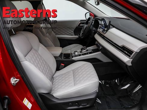 Used 2024 Mitsubishi Outlander SEL image 25