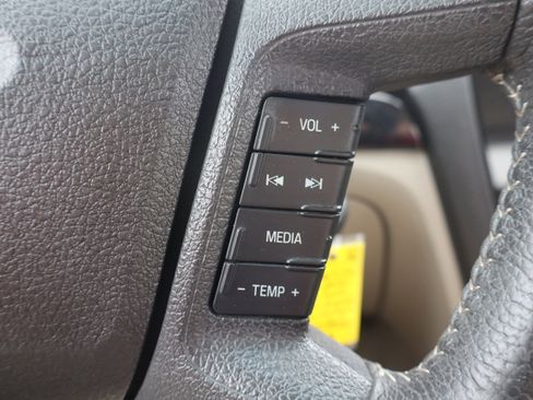 Used 2006 Ford Fusion SEL image 16