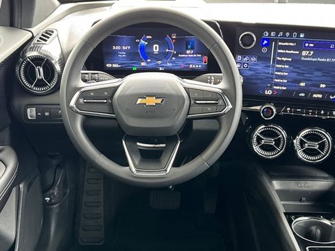 New 2025 Chevrolet Blazer EV LT image 14