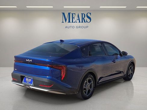 Used 2025 Kia K4 LXS image 5