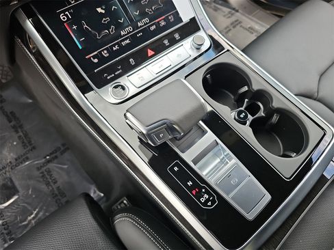 New 2026 Audi Q8 Prestige image 25