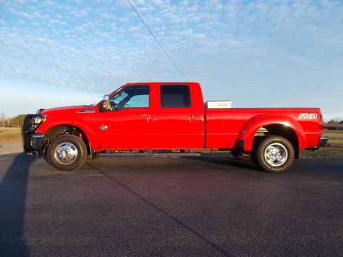 Used 2016 Ford F350 Lariat w/ Lariat Ultimate Package image 3