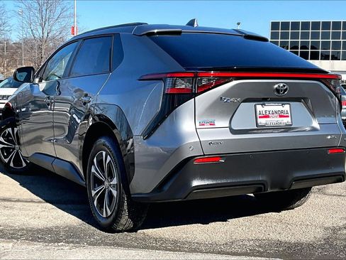 Used 2025 Toyota bZ4X AWD w/ Weather Package image 10
