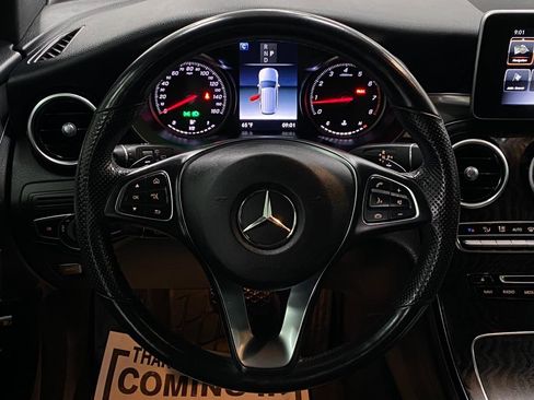 Used 2019 Mercedes-Benz GLC 300 4MATIC image 15