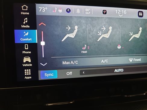 Used 2024 Jeep Wrangler Unlimited image 22