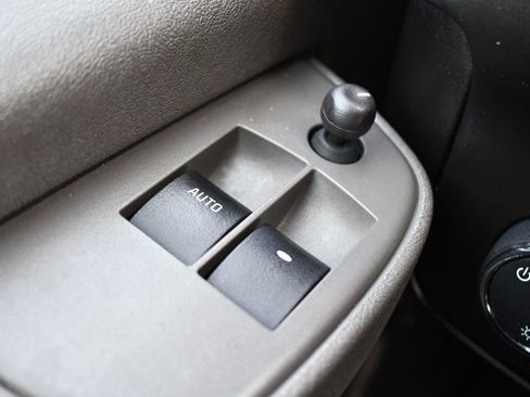 Used 2022 Chevrolet Express 3500 LS image 19