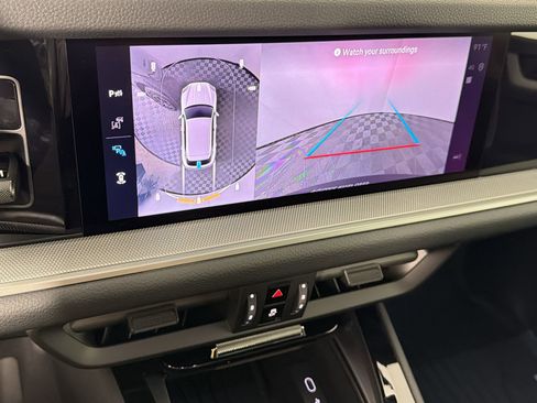 Used 2026 Porsche Cayenne image 25