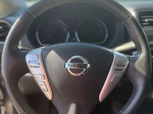 Used 2014 Nissan Versa Note SV w/ Convenience Package image 9