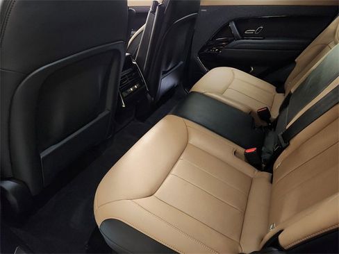 Used 2023 Land Rover Range Rover Sport SE Dynamic image 30