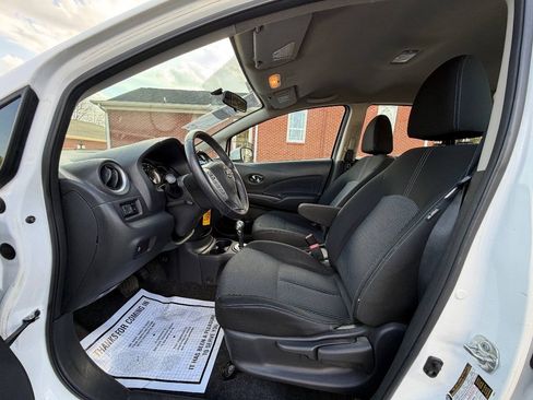 Used 2016 Nissan Versa Note SV FWD image 12