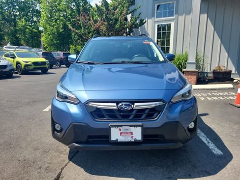 Used 2023 Subaru Crosstrek 2.5i Limited AWD/4WD image 9