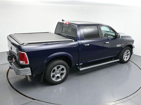 Used 2017 RAM 1500 Laramie w/ Convenience Group AWD/4WD image 5