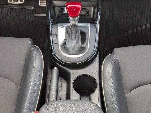 Used 2020 Kia Forte GT-Line w/ GT-Line Premium Package image 18