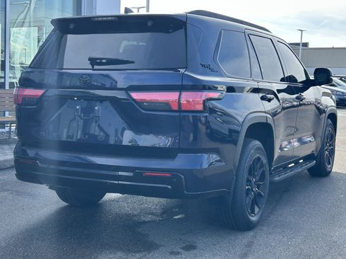 Used 2024 Toyota Sequoia Limited image 7