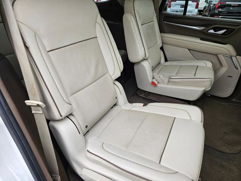 Used 2021 GMC Yukon Denali image 29