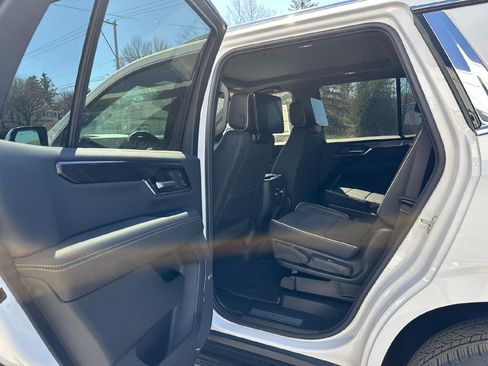 New 2026 GMC Yukon Elevation w/ Elevation Premium Package AWD/4WD image 50