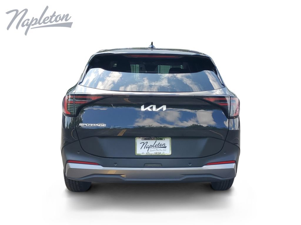 Used 2026 Kia Sportage LX FWD image 4