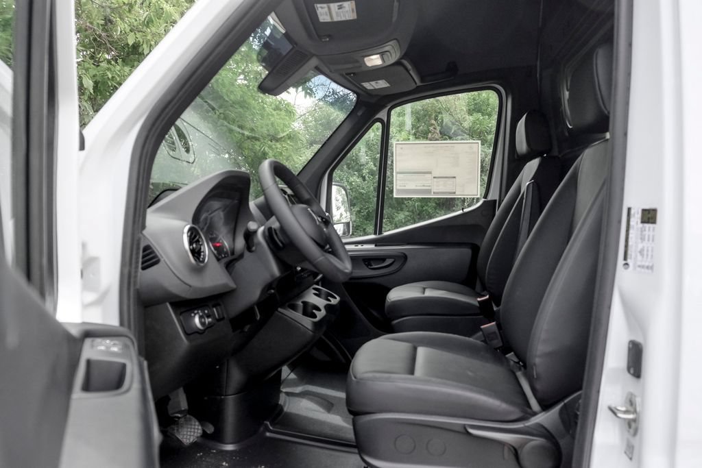 New 2026 Mercedes-Benz Sprinter 2500 image 12