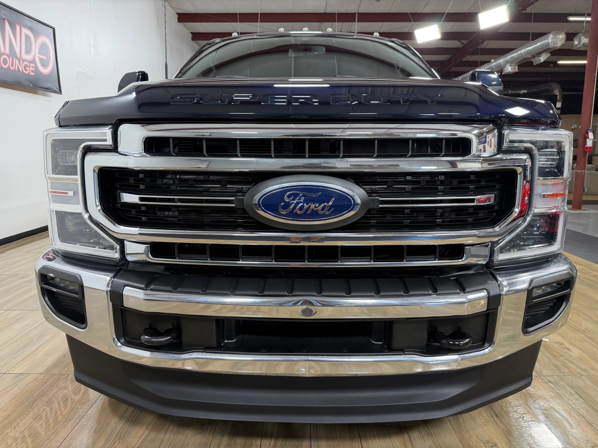 Used 2022 Ford F350 Lariat w/ Lariat Ultimate Package AWD/4WD image 2