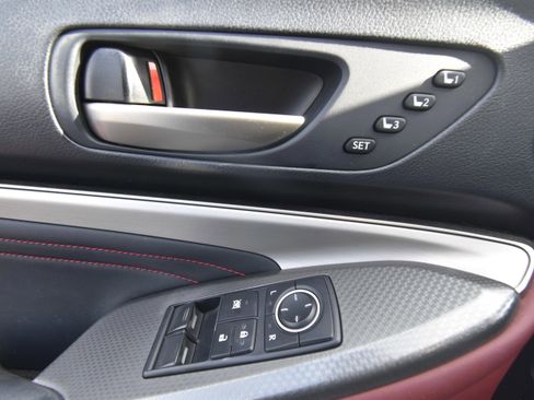 Used 2017 Lexus RC 350 F Sport image 12