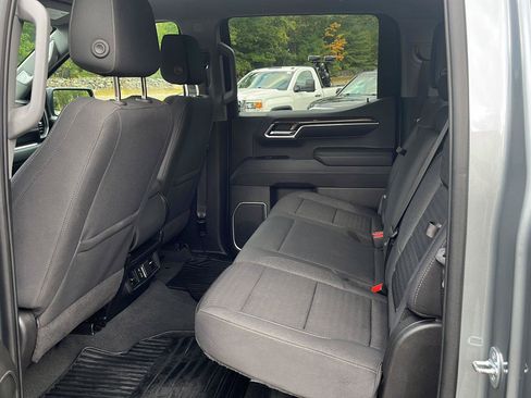 Used 2023 GMC Sierra 1500 Elevation AWD/4WD image 10