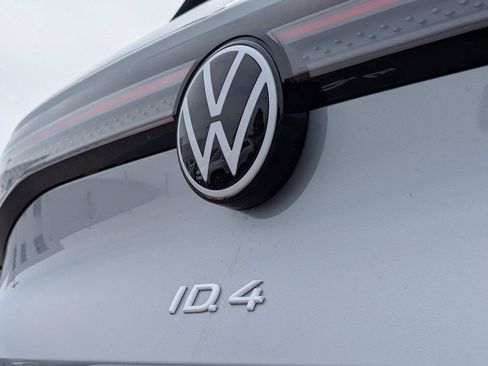 Used 2023 Volkswagen ID.4 Pro AWD/4WD image 30