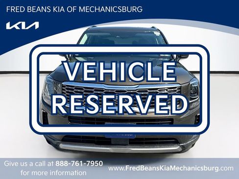 Used 2020 Kia Telluride EX AWD/4WD image 2