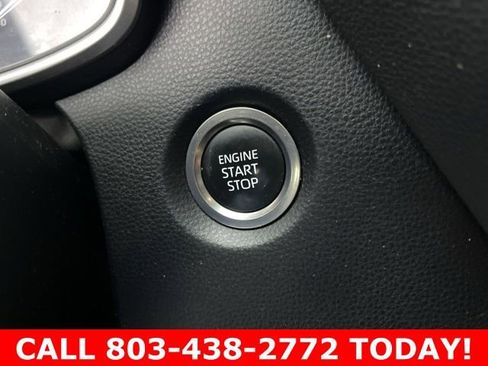 Used 2025 Toyota Corolla SE image 20