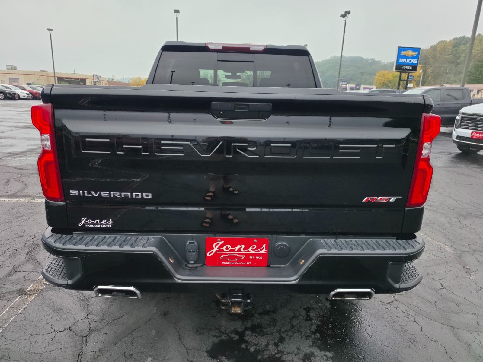 Used 2020 Chevrolet Silverado 1500 RST AWD/4WD image 4