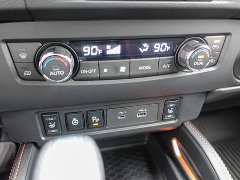 Used 2024 Nissan Frontier PRO-4X w/ Pro Convenience Package image 21