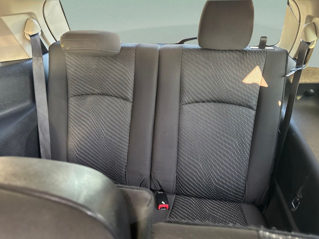 Used 2015 Dodge Journey SXT w/ Flexible Seating Group FWD image 11