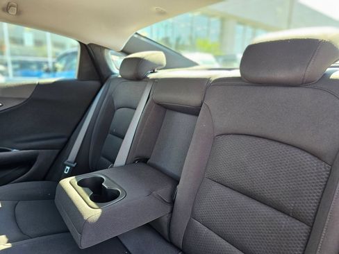 Used 2023 Chevrolet Malibu LT FWD image 23