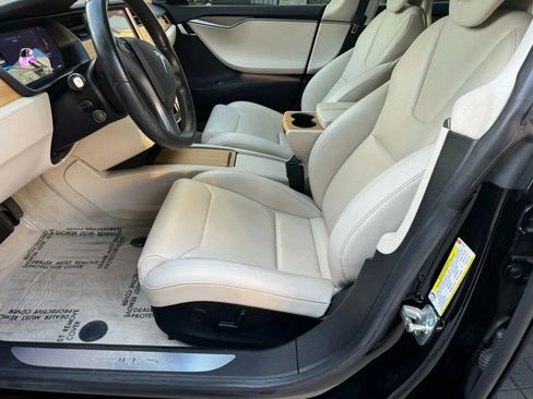Used 2018 Tesla Model S 75D image 8