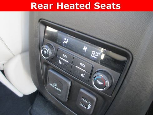 Certified 2023 Buick Enclave Avenir image 23