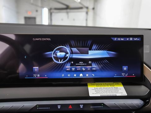 Used 2025 BMW X3 xDrive30i w/ Premium Package image 19