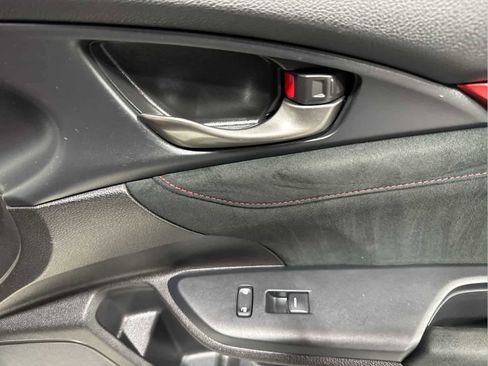 Used 2019 Honda Civic Type R image 29