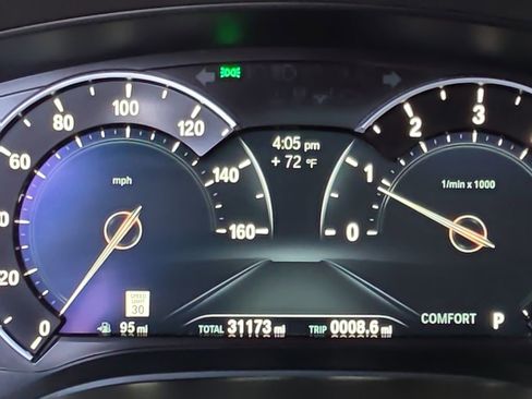 Used 2019 BMW 530i w/ Convenience Package RWD image 36