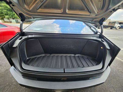 Used 2024 Tesla Cybertruck AWD Crew Cab image 26