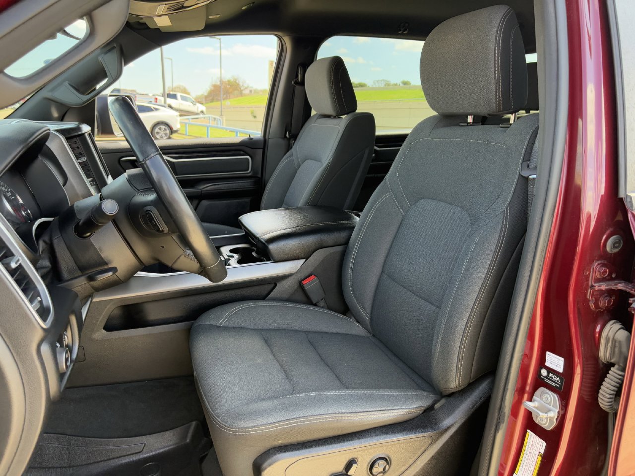 Used 2021 RAM 1500 2WD Crew Cab image 26