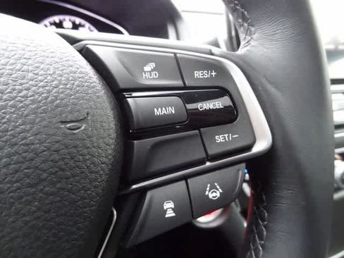 Used 2019 Honda Accord Touring image 30