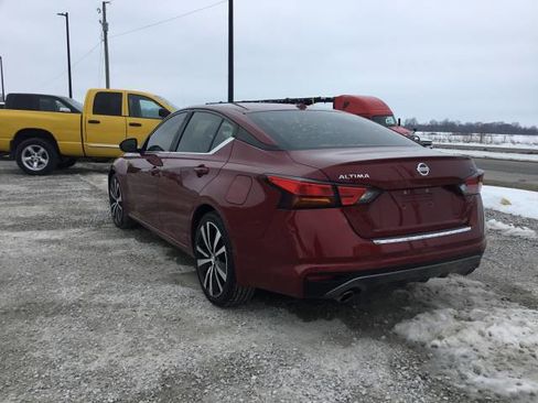 Used 2021 Nissan Altima 2.5 SR w/ SR Premium Package image 5