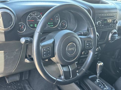 Used 2015 Jeep Wrangler Sport image 10