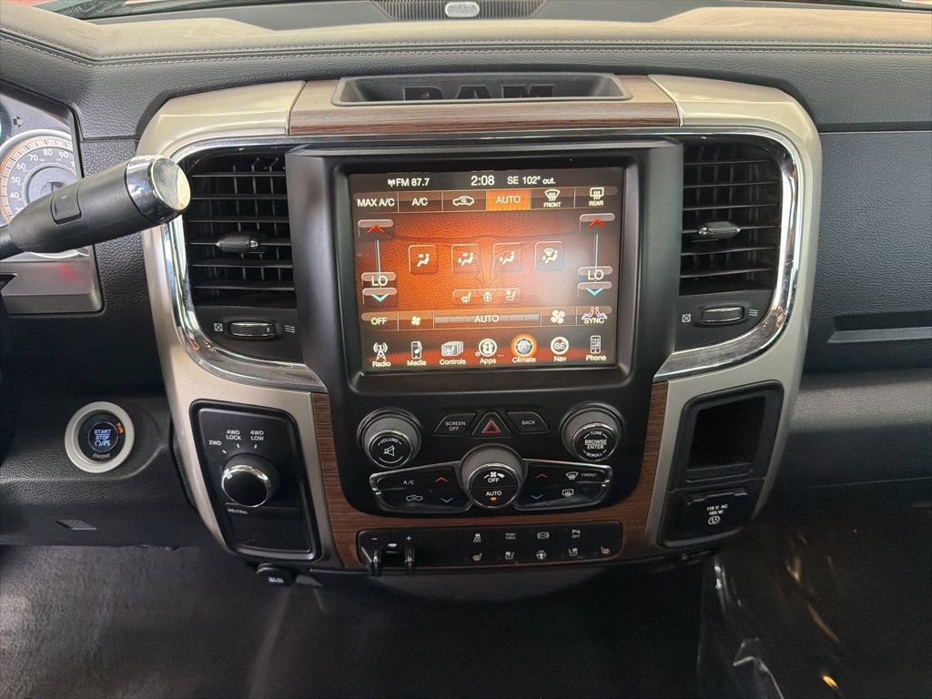 Used 2015 RAM 2500 Laramie w/ Convenience Group AWD/4WD image 25