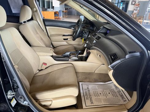 Used 2011 Honda Accord LX-P image 11