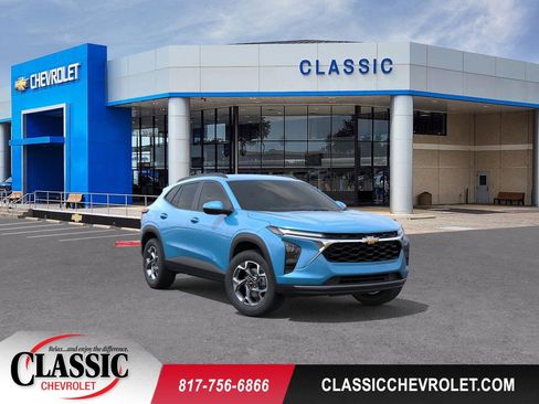New 2026 Chevrolet Trax LT image 1